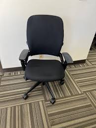 PRE-OWNED STEELCASE LEAP V2 – Miramar Office