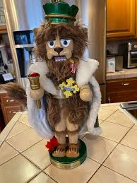 Recent rehab projects. Brn golfing couple. Female required ...