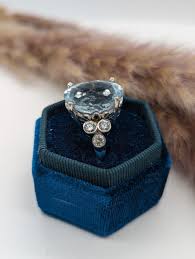 14 Karat White Gold 15 Carat Aquamarine with .90 Carat Total ...