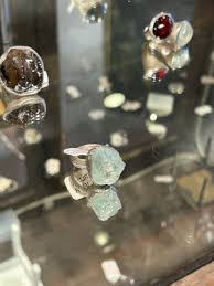 Blue Aura – MOON & CO.