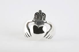 925 Silver Claddagh Ring Size 8 (6.52g.) - Chorost & Co.