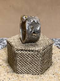 Silver Wedding Band w/ Stone SZ 11.75 – CraftworksGallery