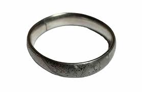 Antique Women's Sterling Silver Engraved "Nelda" Bangle ...