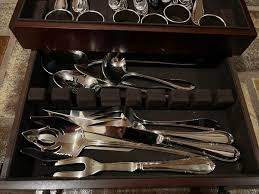 Reed and Barton Stainless Flatware 76 Piece Set With Serving Pieces New Quality | eBay