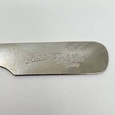 VTG Gold Ground Leather Case Kiss Lock 4 pc Manicure Set ...