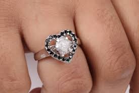 2.10Cts Natural White Raw Diamond Ring, Rustic Rough Diamond ...