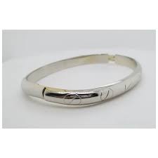 Cepullo Style Silver Bangle Bracelet. For Sale at Ruby Lane