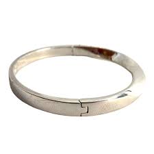 Kate Spade Do The Twist Bangle Silver Plated Pave... | Depop