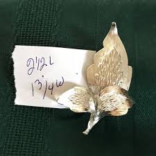 Vintage Botanical Silvertone Leaf Brooch or Pin - Etsy