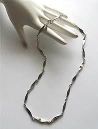 VINTAGE 1970's SARAH COV TAGGED 19" SILVER TONE SIMPLE ...