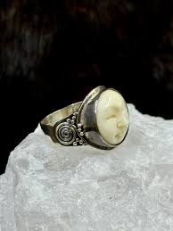 Bali Bone Ring "Face of the Moon" – 3 Gypsies and a Passport