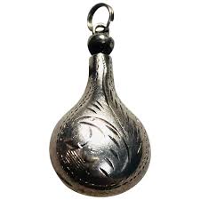 Similar Items to Stunning Vintage Sterling Silver Small ...