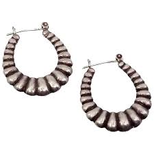 Similar Items to Vintage 1980s Sterling Silver Scalloped ...