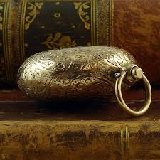 Antique Victorian Sovereign Case by Alfred Wigley, 9ct Gold, Birmgham 1896 at 1stDibs | antique gold sovereign case, sovereign case gold, troy wigley