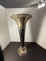 Vintage ~ Meriden S.P. Co International Co ~ #807 ~ Vase ...