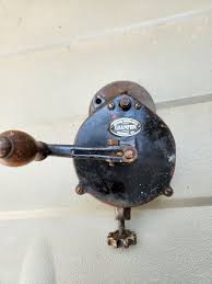 Vintage- American Grinder Mfg. Co. Champion Hand Crank Bench ...