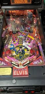 ELVIS PRESLEY PRO PINBALL MACHINE STERN INC