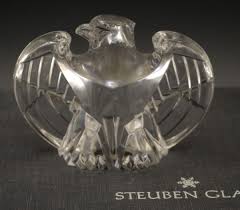 STEUBEN AMERICAN BALD EAGLE PAPERWEIGHT FIGURINE WITH ORIG ...