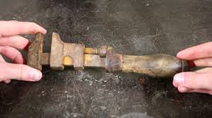 Restoring Antique Monkey Wrench : 4 Steps - Instructables