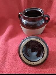 Stoneware USA Brown/Tan Glaze Small 2 Loop Handled Bean Crock with Lid VGD | eBay