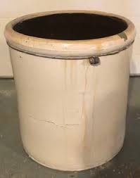 10 Gallon Burley Winter Crock for Sale in Coal City, IL - OfferUp