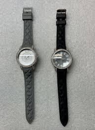 Pair Of Vintage Isaac Mizrahi Live Watch Needs Battery ...