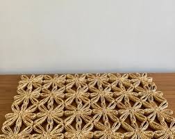 Grand tapis en paille naturelle | Set de table ou dessous de plat en paille florale neutre vintage | Dessous de plat vintage | Dessous de plat en osier rétro | Décoration
