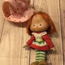 Vintage 1979 strawberry shortcake doll figure toy ... | Depop