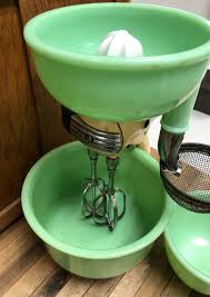 Sold at Auction: Sunbeam MixMaster With Jadeite Accessories ...