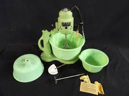 Mix Rite Mixer W/3 Jadeite Mixing Bowls