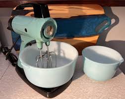 Vintage Turquoise Sunbeam Automatic Mixmaster Mixer With ...