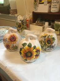 How to antique ceramic pumpkins?