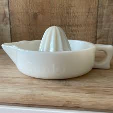 Sunkist | Kitchen | Vintage Sunkist Milk Glass Juicer Reamer ...