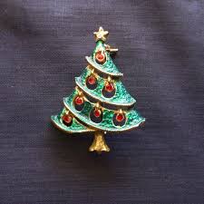 Vintage Christmas Tree Pin, Unsigned Holiday Brooch - Etsy