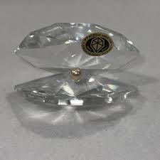 Vintage Bohemian Crystal Faceted Clam with Pearl Sklarny ...