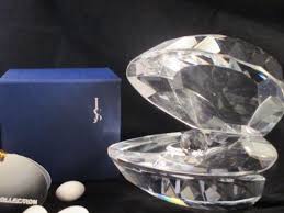 Crystal Oyster With Pearl #CR034: lafavoritafavors.com