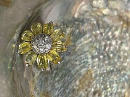 925 silver flower ring yellow petals size 7 cubic zirconias ...