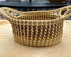 Handmade Sweetgrass Bread Basket: Charleston Gullah Basket - Etsy