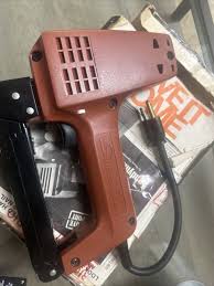 Swingline Electric Staplegun No. 34201 Drives 1/4" to 9/16 ...