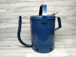 Vintage "swing Spout" Oil Can / USA Eighr U.S. Qts. / New ...