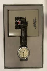 SWISS ARMY BRAND MARLBORO COUNTRY STORE CAVALRY FIELD WATCH ...