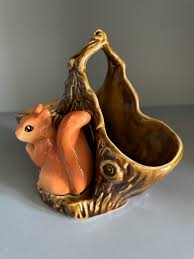 Sylvac 4240 Woodland Squirrel Basket, Ceramic Tree Posy Vase ...