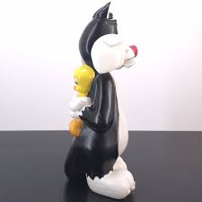 Sylvester the Cat with Tweety Bird Mid Fig - Looney Tunes