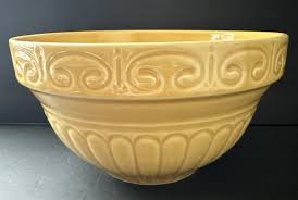 Large Yellow Stoneware Mixing Bowl 9"W x 5.5”D Double Batch ...