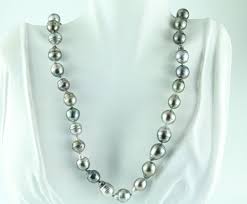23" Cook Island South Sea Pearl Necklace - Pyramid Studios