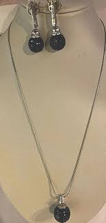 24.50 Carat 18k White Gold Blue Sapphire Diamond Pendent and 10.50 Ct. earrings – FUNAAB Zoo Park