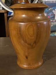 Pacific Myrtlewood Products Natural Color and Grain Vase ...