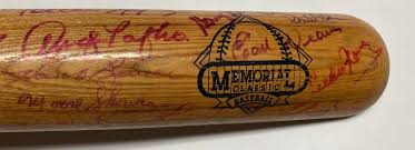 MLB GREATS MULTI SIGNED AUTOGRAPH LV SLUGGER MEMORIAL ...