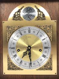 Lot - VINTAGE TEMPUS FUGIT EMPEROR MANTLE CLOCK