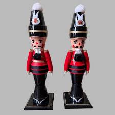 Pair of Nutcracker Figurines - Etsy